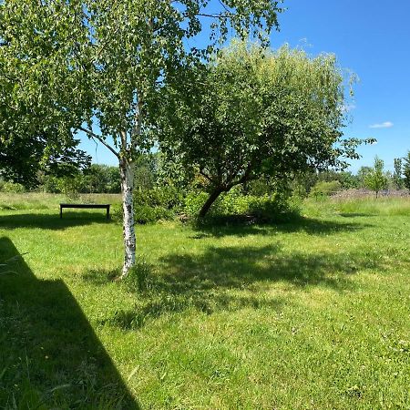 Chambre D'Hotes Dans Les Champs Jeux-Les-Bard Eksteriør bilde